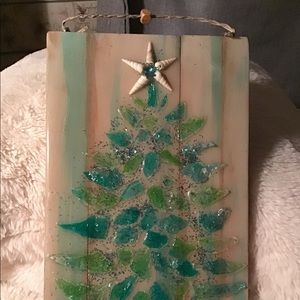 Mosaic resin beach/Christmas themed wall decor